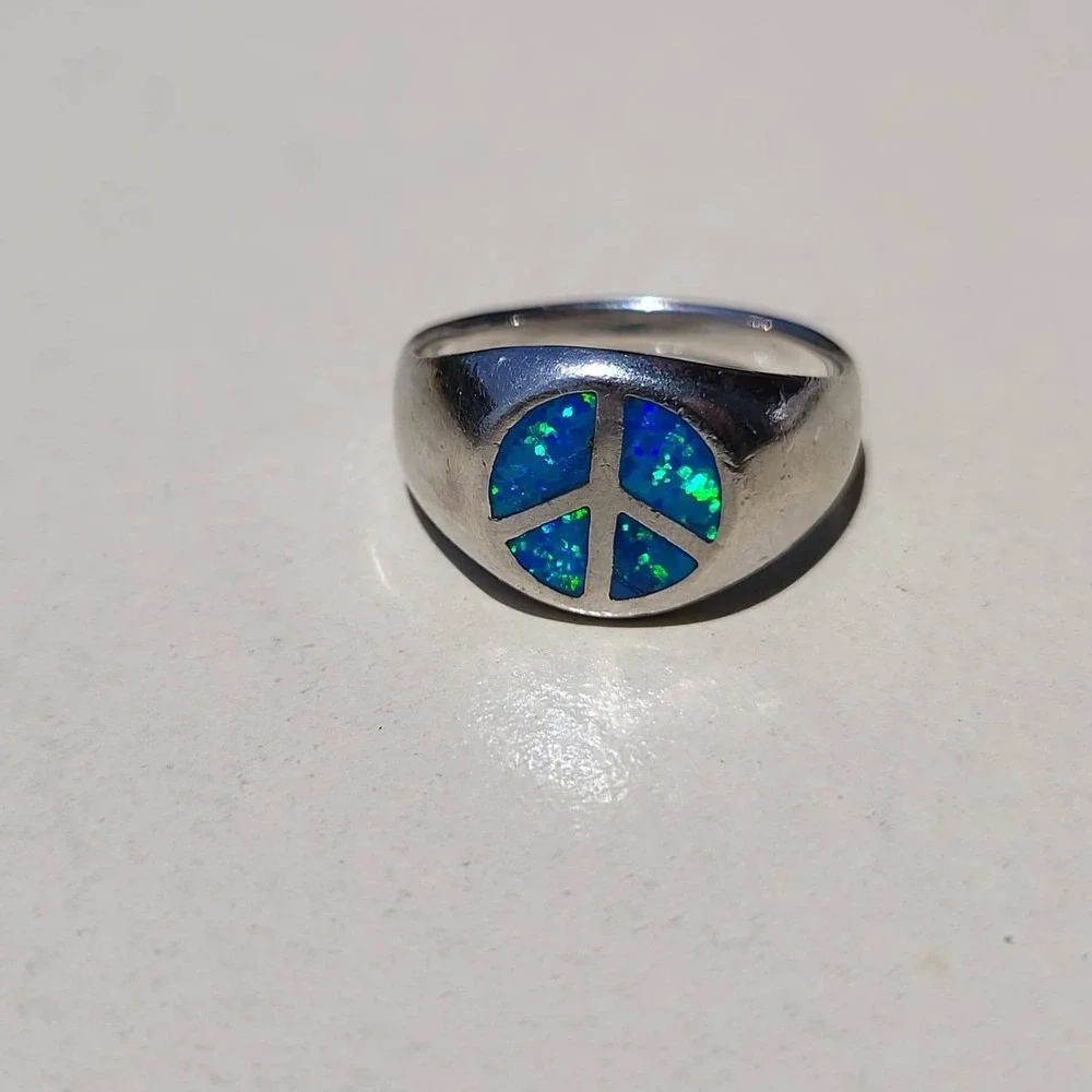 Vintage Sterling Silver Fire Opal Peace Sign Signet Ring Size 6.75 Blue Green